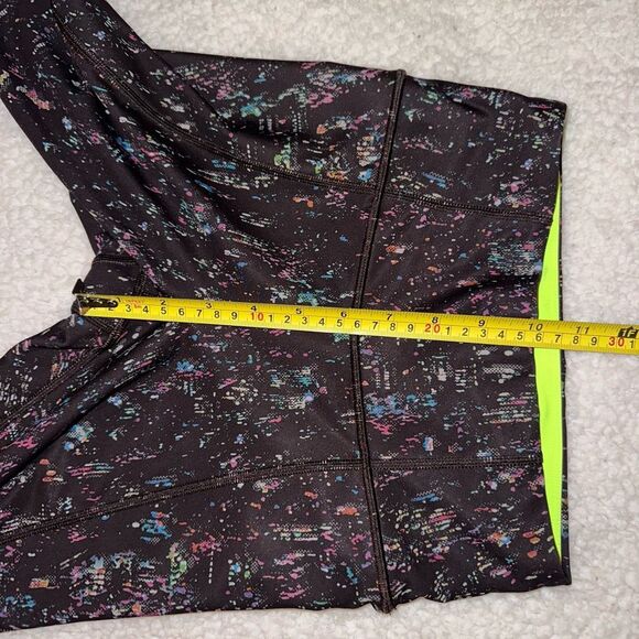 Athleta Lightning City Lights Multi Color Pattern Capri Leggings XXS EUC - Picture 10 of 11